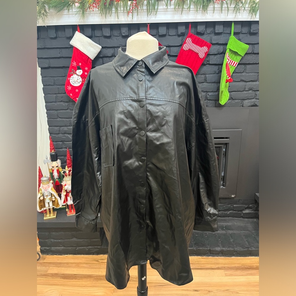 Bloomchic‎ pleather leather button down jacket size 26
